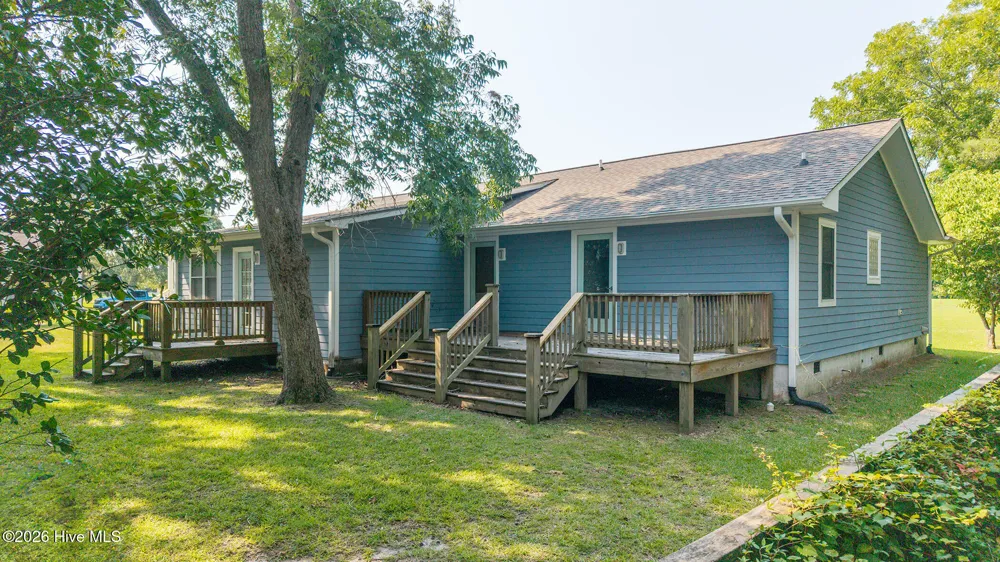 111 Graham Lane Beaufort, NC 28516