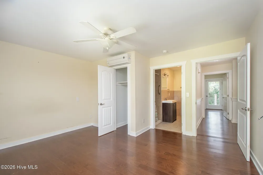111 Graham Lane Beaufort, NC 28516