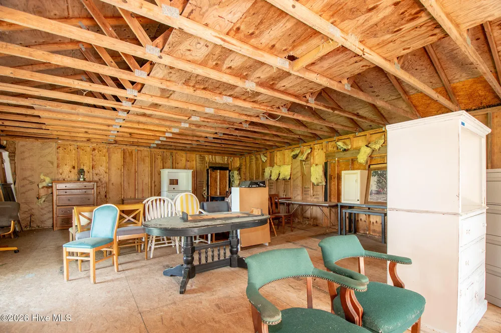 111 Graham Lane Beaufort, NC 28516