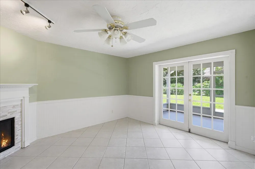 681 LAYPORT DRIVE Sebastian, FL 32958