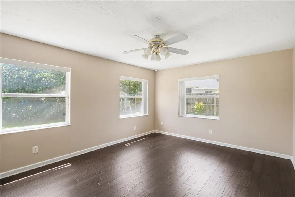 681 LAYPORT DRIVE Sebastian, FL 32958