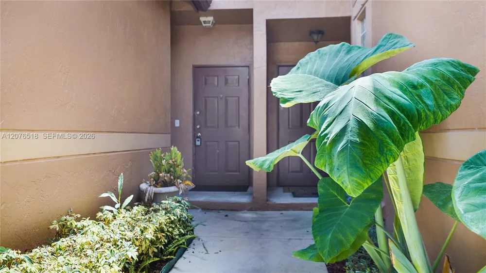 1492 Veracruz Ln #4-4 Weston, FL 33327