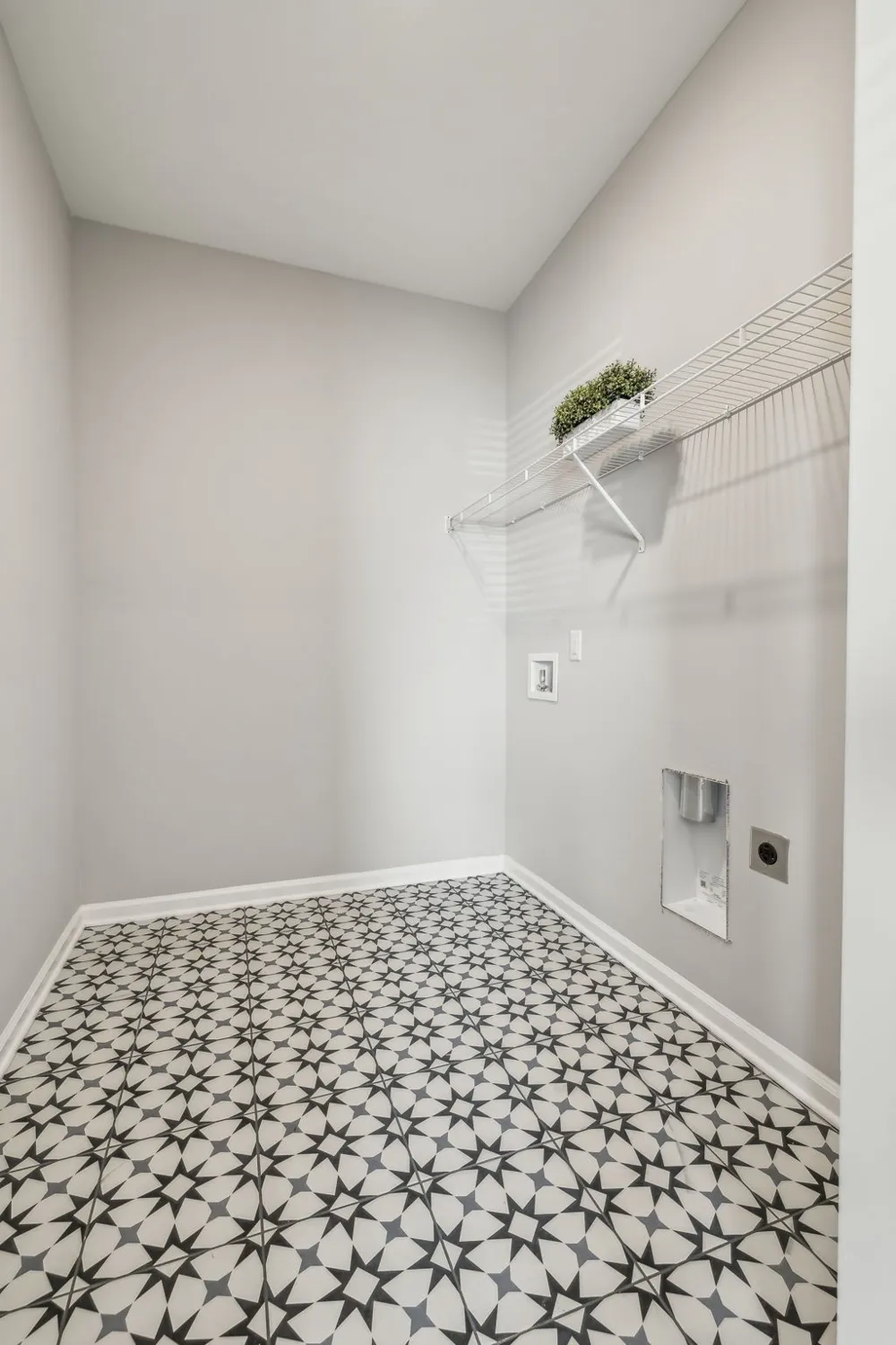357 Carver Connection Lebanon, TN 37087