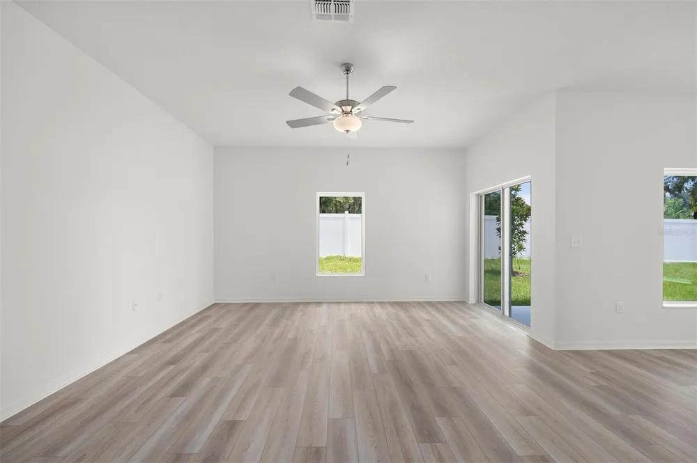 13265 TULA LOOP Astatula, FL 34705