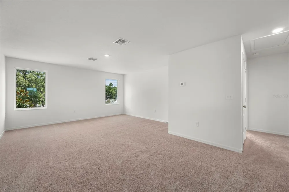 13265 TULA LOOP Astatula, FL 34705