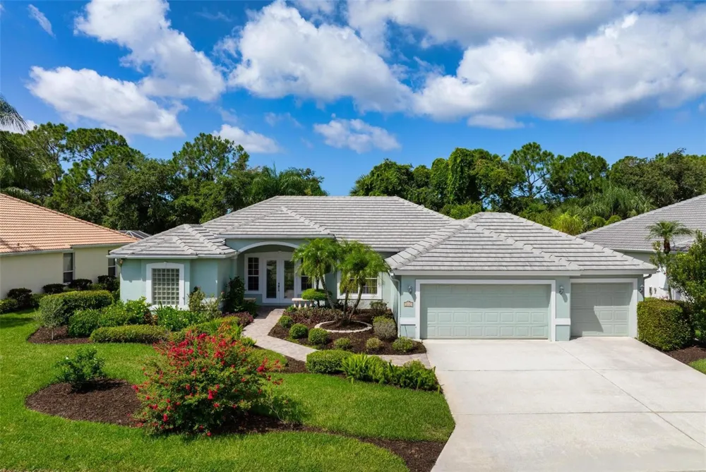 5249 FAR OAK CIRCLE Sarasota, FL 34238