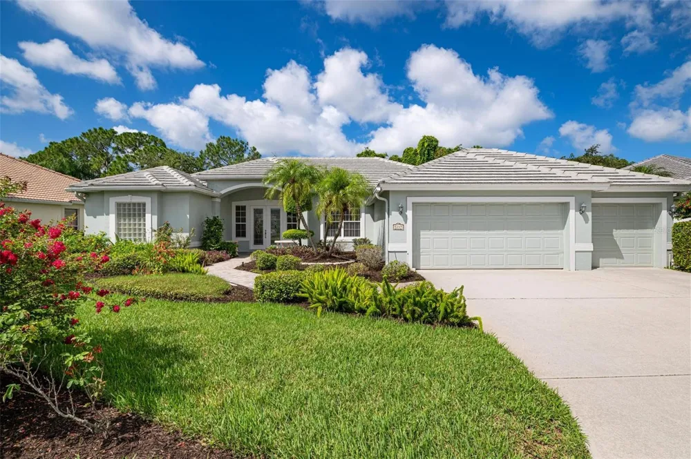 5249 FAR OAK CIRCLE Sarasota, FL 34238