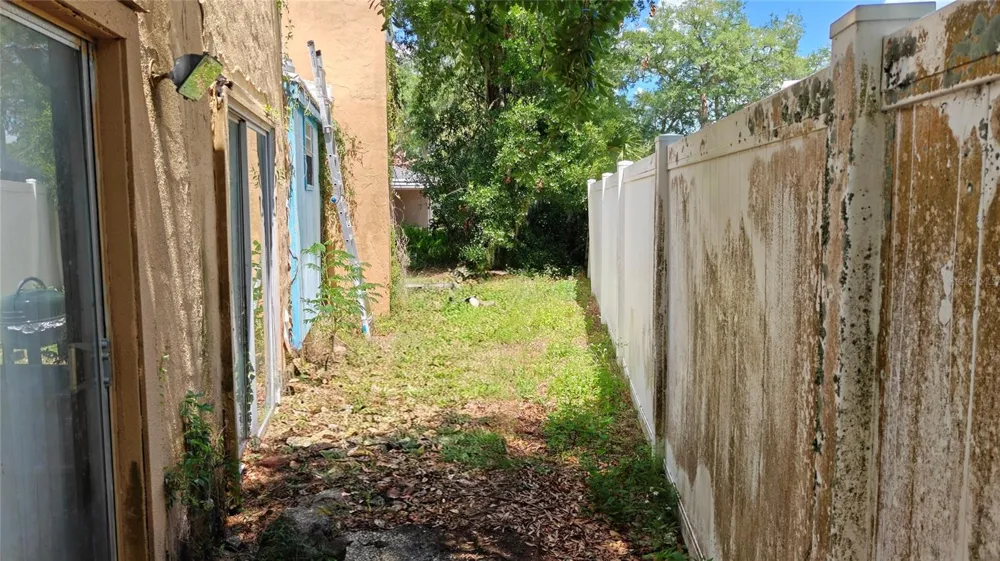 1024 AVON AVENUE Lakeland, FL 33801