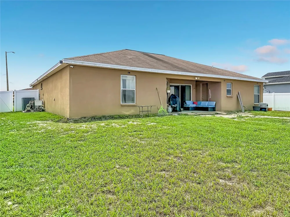 3722 FIELDSTONE CIRCLE Winter Haven, FL 33881