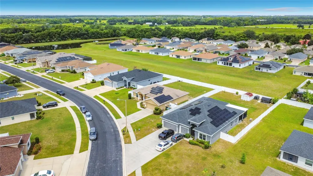 3722 FIELDSTONE CIRCLE Winter Haven, FL 33881