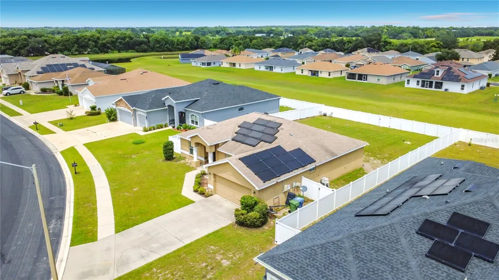 3722 FIELDSTONE CIRCLE Winter Haven, FL 33881