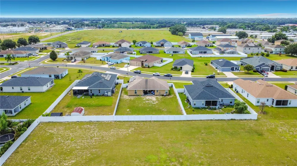 3722 FIELDSTONE CIRCLE Winter Haven, FL 33881