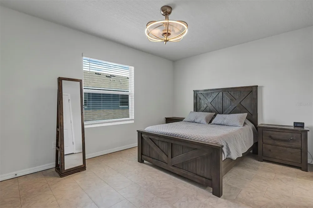 4015 BLUE BANKS LANE Bradenton, FL 34208