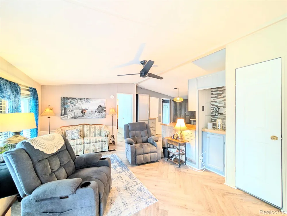14314 Cedar Cove Drive Fenton City, MI 48430