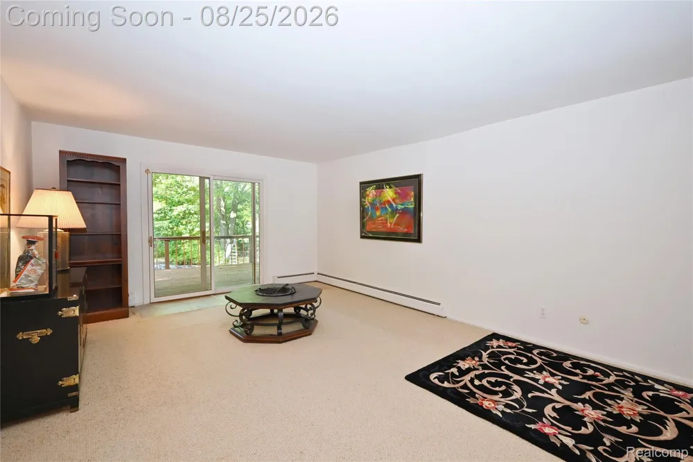 872 Dursley Road Bloomfield Charter Township, MI 48304