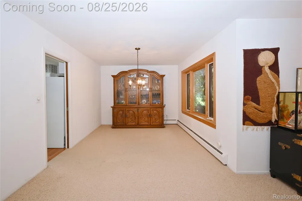 872 Dursley Road Bloomfield Charter Township, MI 48304