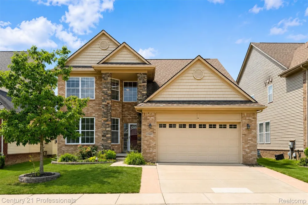 27089 Maxwell Court Novi City, MI 48374