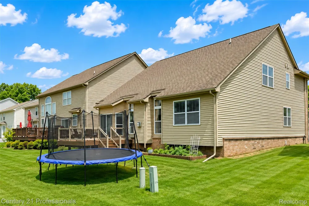 27089 Maxwell Court Novi City, MI 48374