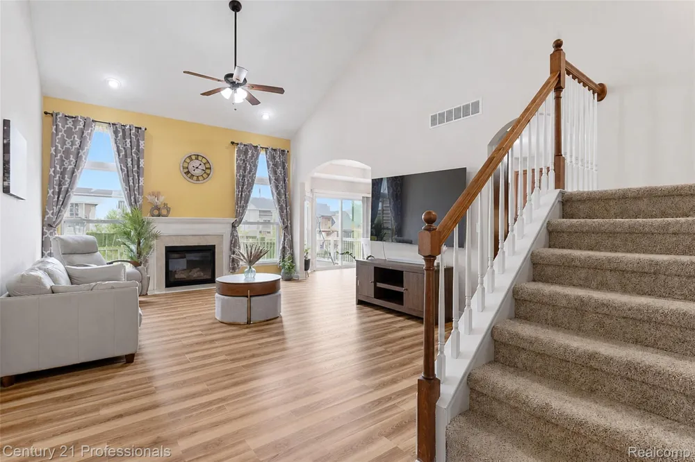 27089 Maxwell Court Novi City, MI 48374