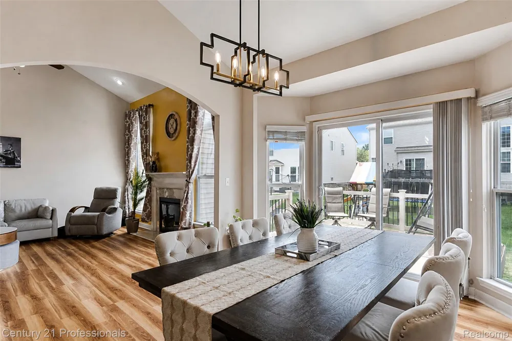 27089 Maxwell Court Novi City, MI 48374
