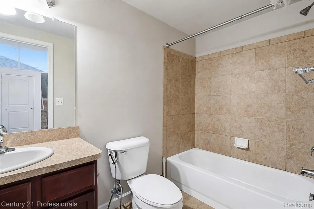 27089 Maxwell Court Novi City, MI 48374
