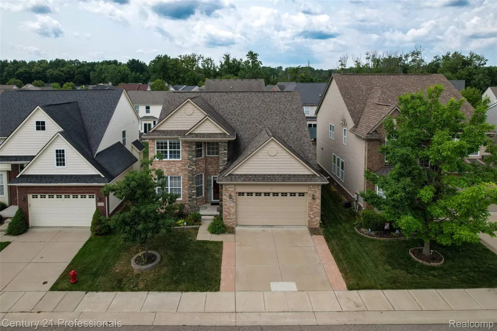 27089 Maxwell Court Novi City, MI 48374