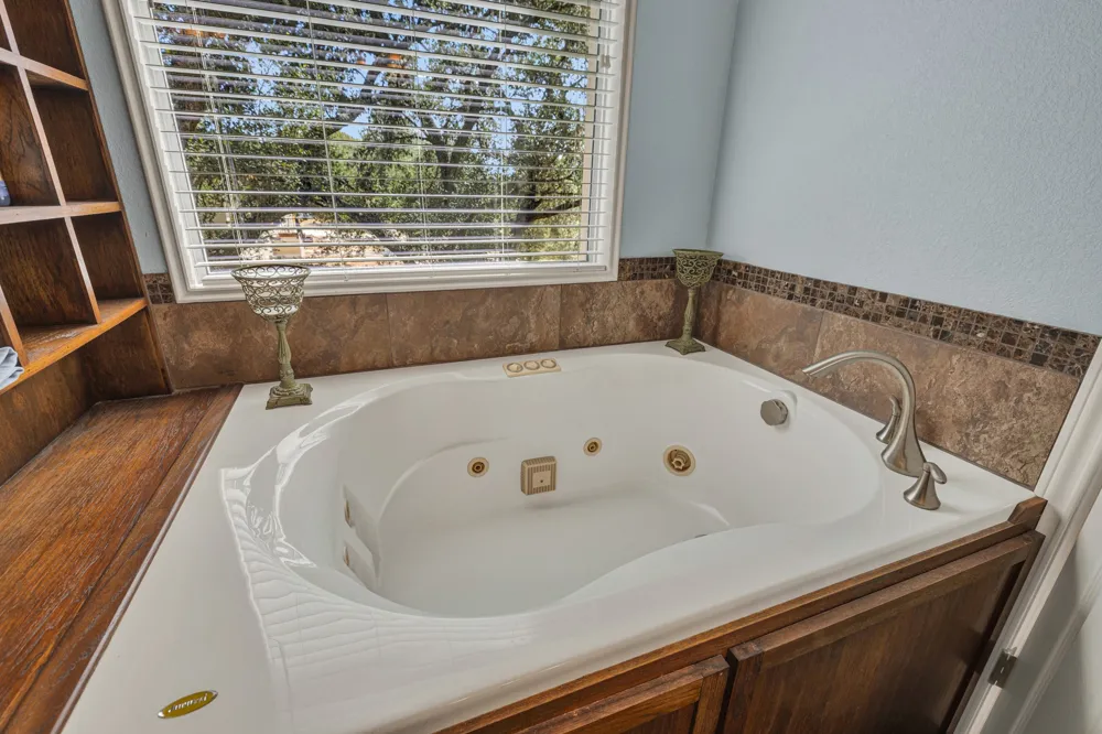544 Military Drive Canyon Lake, TX 78133