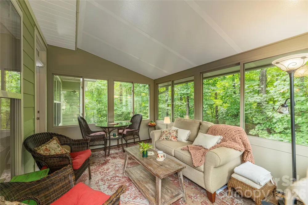308 Fennel Dun Circle Biltmore Lake, NC 28715