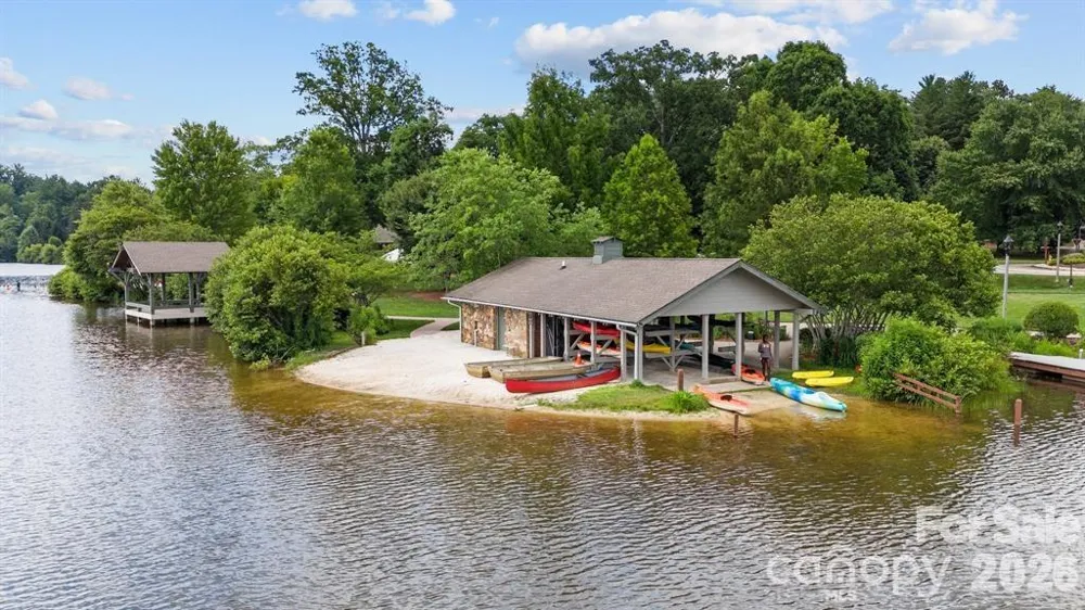308 Fennel Dun Circle Biltmore Lake, NC 28715