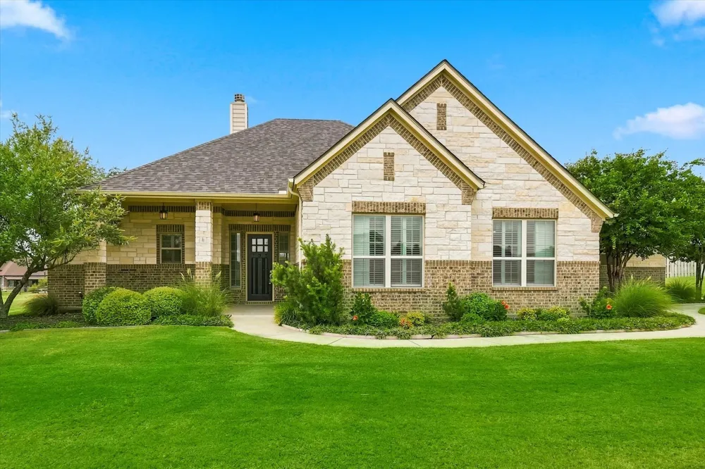 14008 Cromer Drive Newark, TX 76071