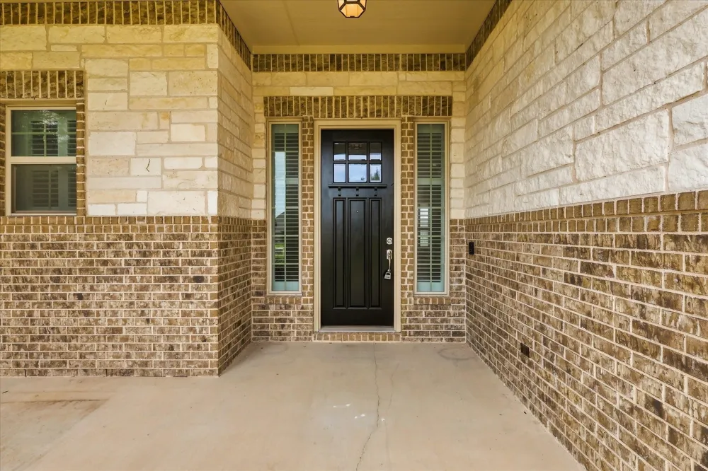 14008 Cromer Drive Newark, TX 76071