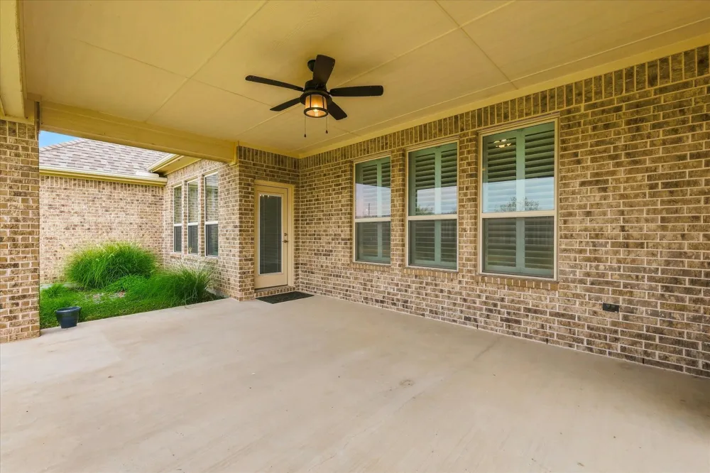 14008 Cromer Drive Newark, TX 76071