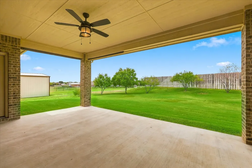 14008 Cromer Drive Newark, TX 76071