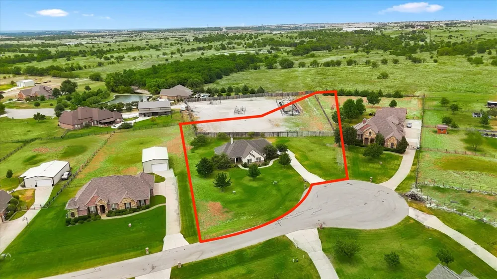 14008 Cromer Drive Newark, TX 76071