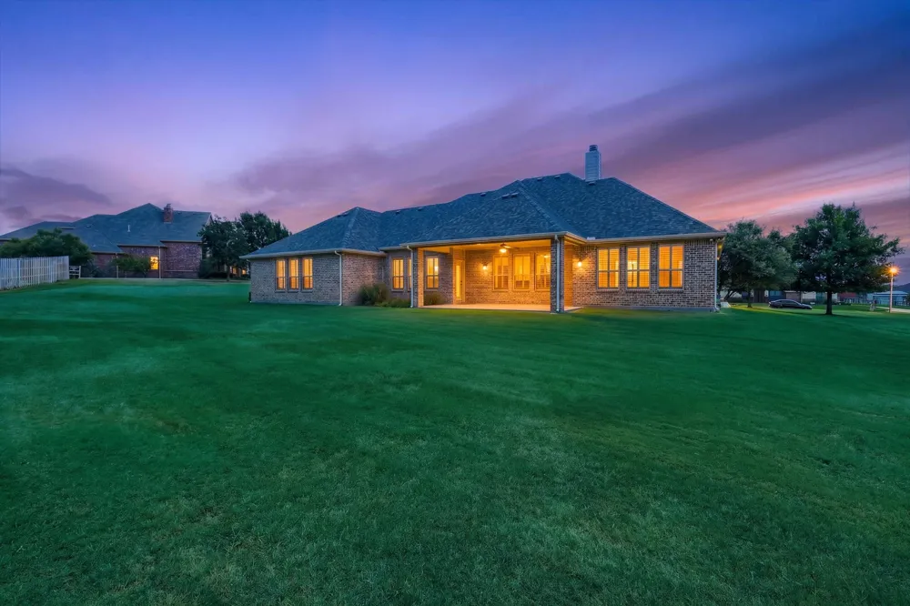 14008 Cromer Drive Newark, TX 76071