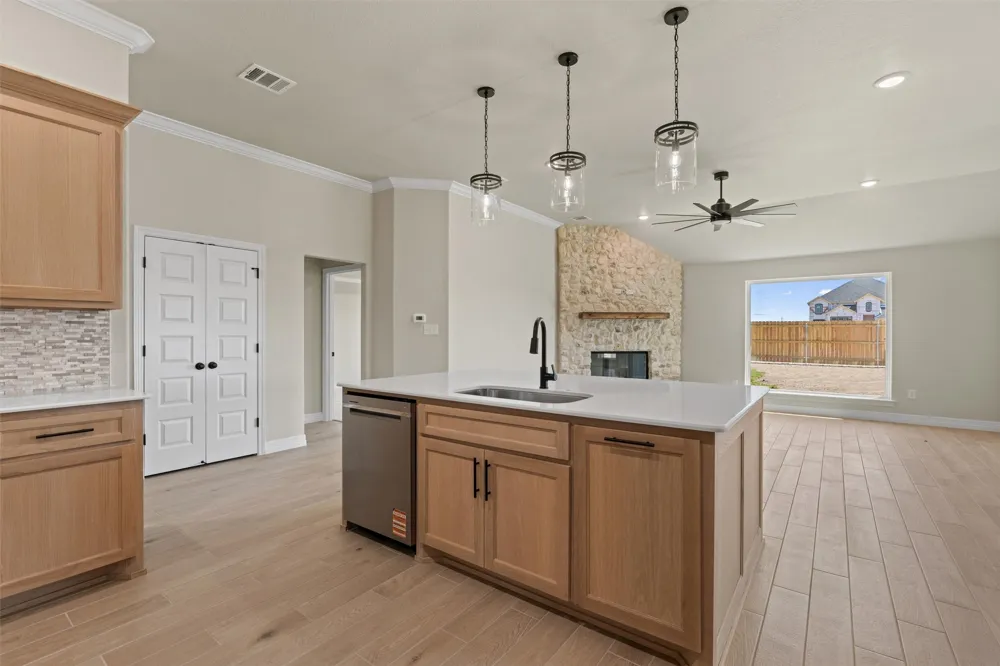1408 Tahonta Drive Hewitt, TX 76643