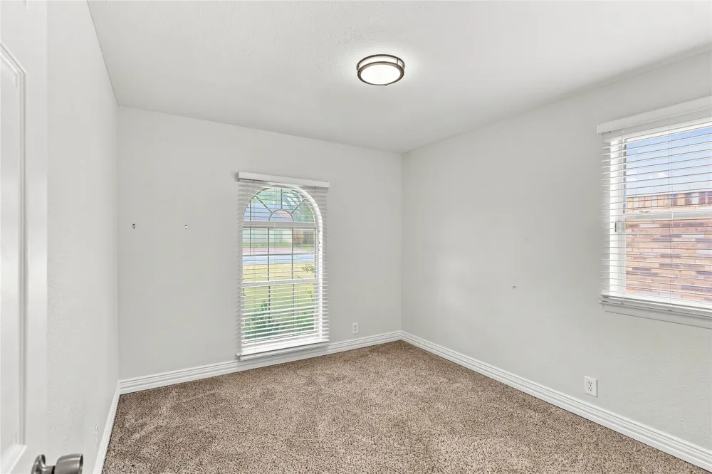 6705 Nola Court Watauga, TX 76148
