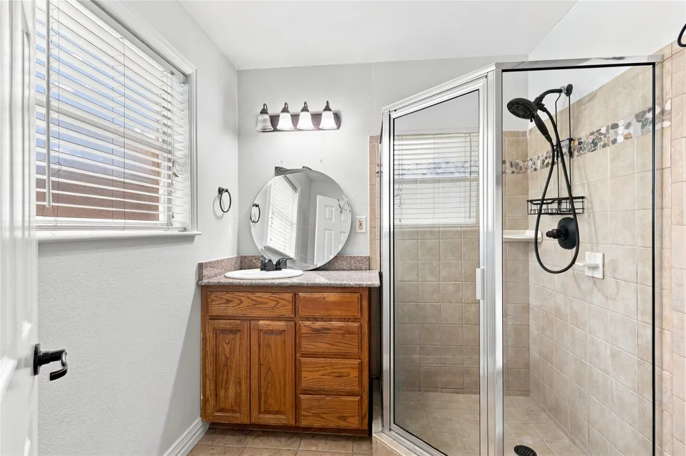 6705 Nola Court Watauga, TX 76148