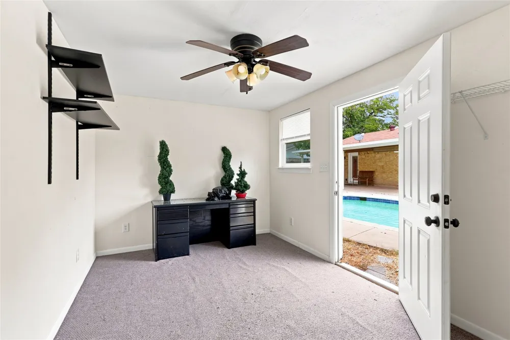 6705 Nola Court Watauga, TX 76148