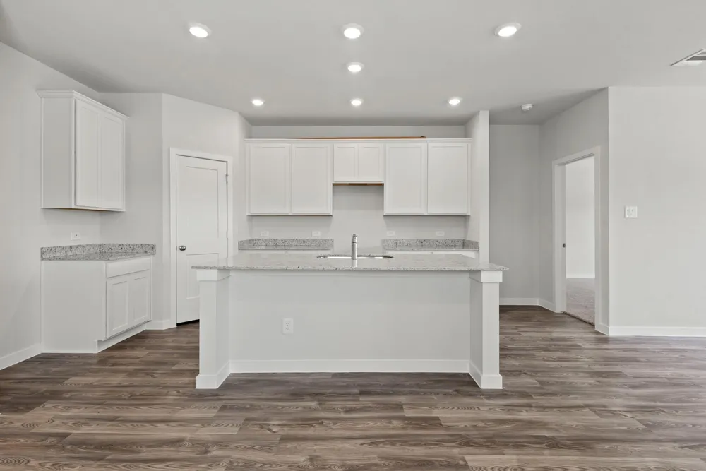 308 Amy Street Angleton, TX 77515