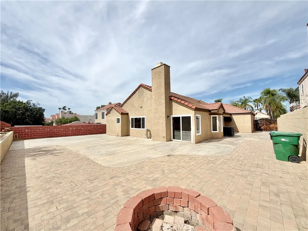 11938 Venetian Drive Moreno Valley, CA 92557