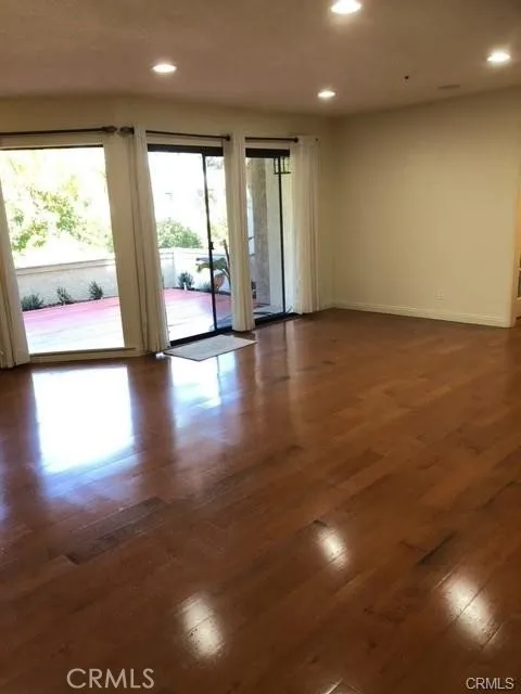 950 Cagney Lane #101 Newport Beach, CA 92663