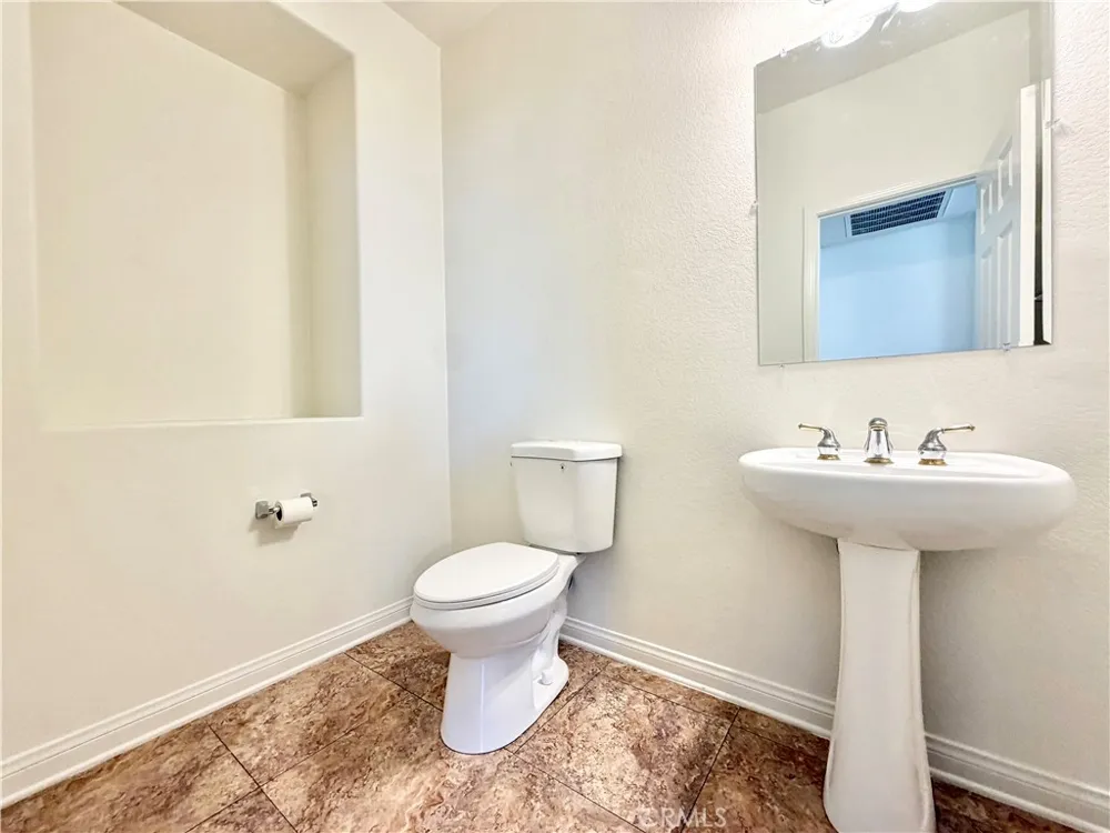40053 Montage Lane Murrieta, CA 92563