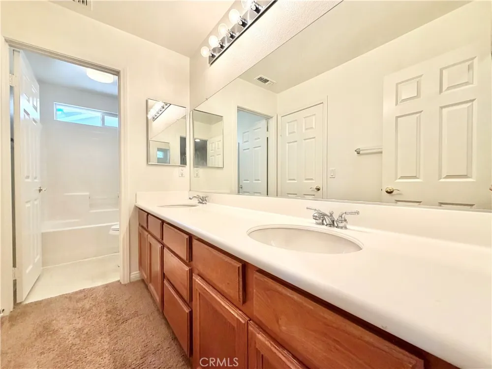 40053 Montage Lane Murrieta, CA 92563