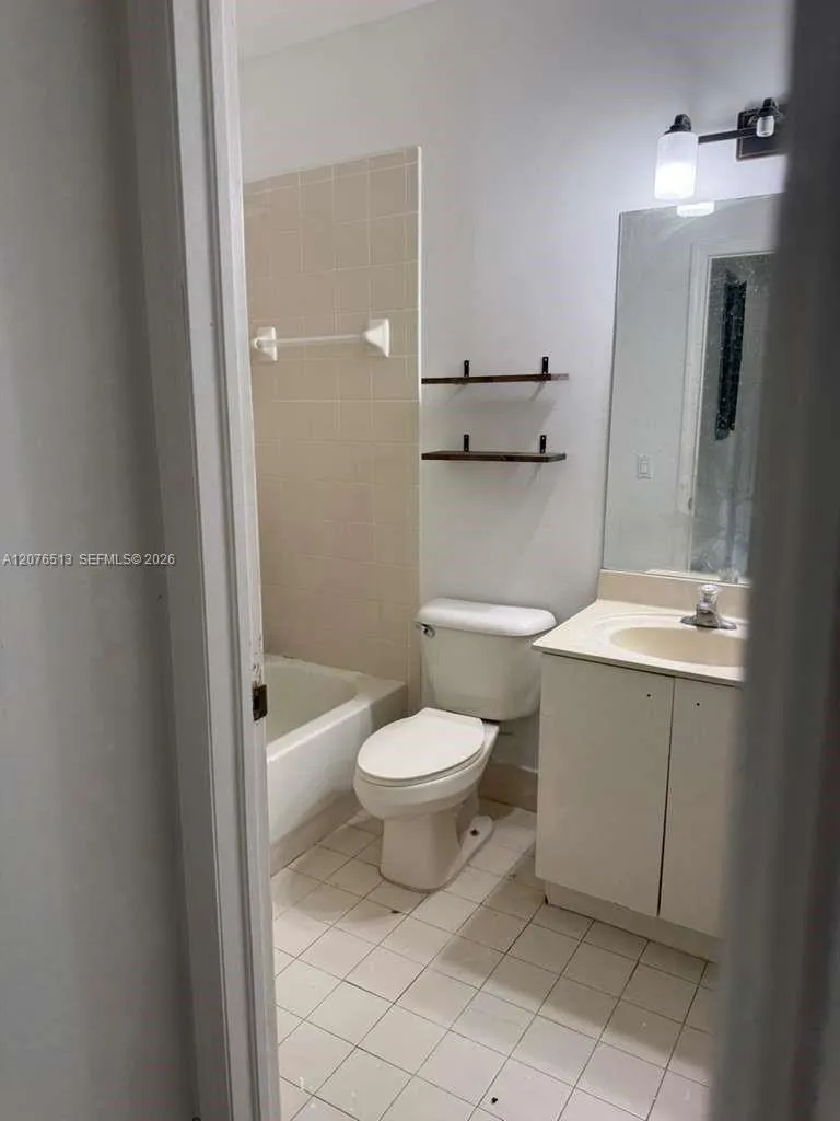 2311 NE 42nd Cir Homestead, FL 33033