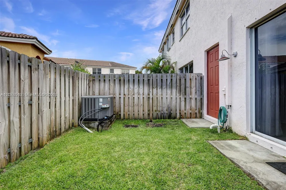 2311 NE 42nd Cir Homestead, FL 33033