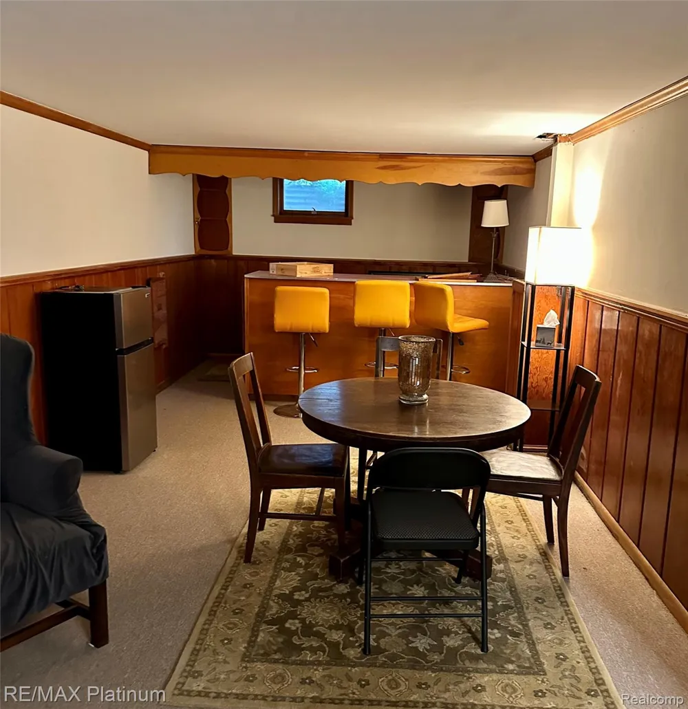305 S Tompkins Street Howell City, MI 48843