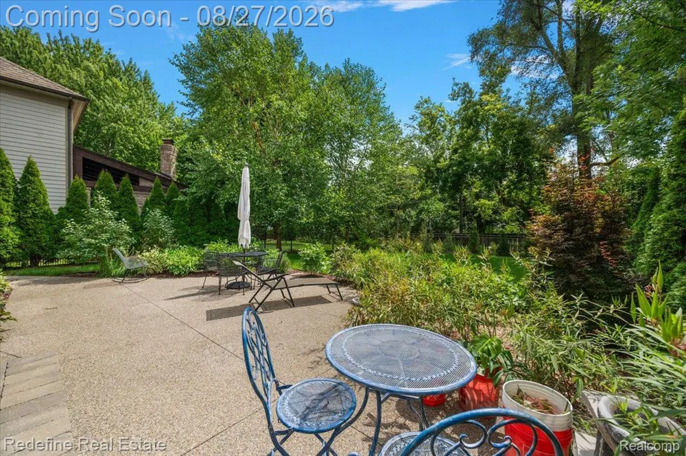 149 Woodward Avenue Rochester City, MI 48307