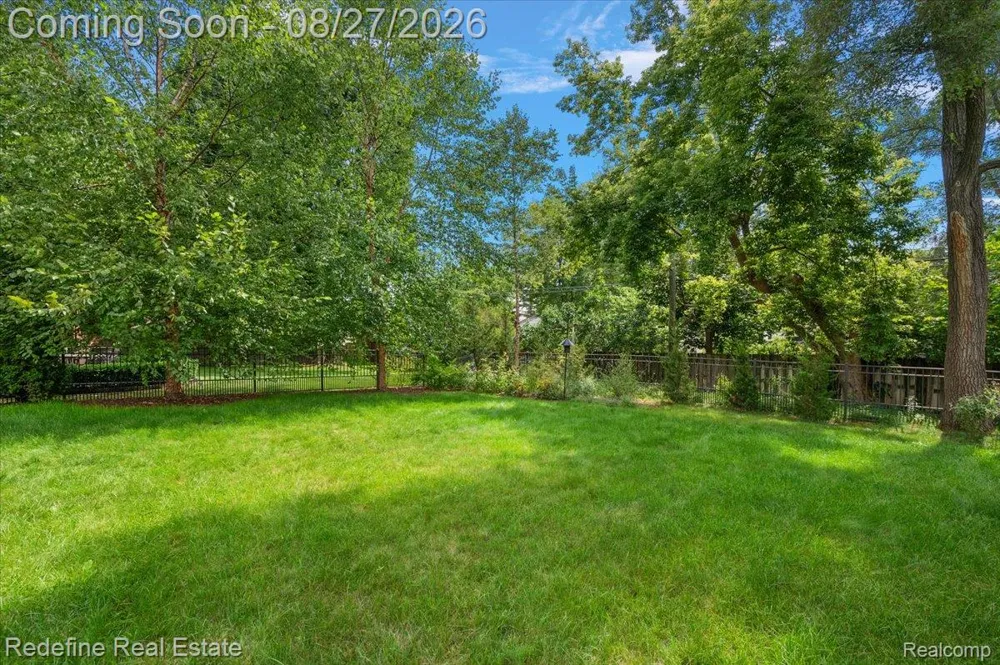 149 Woodward Avenue Rochester City, MI 48307