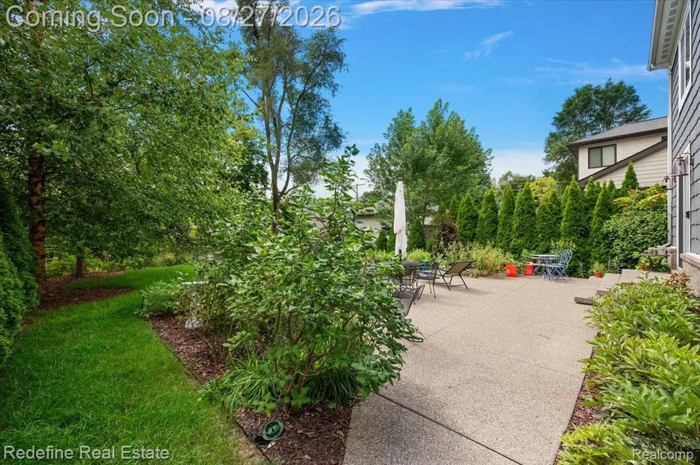 149 Woodward Avenue Rochester City, MI 48307